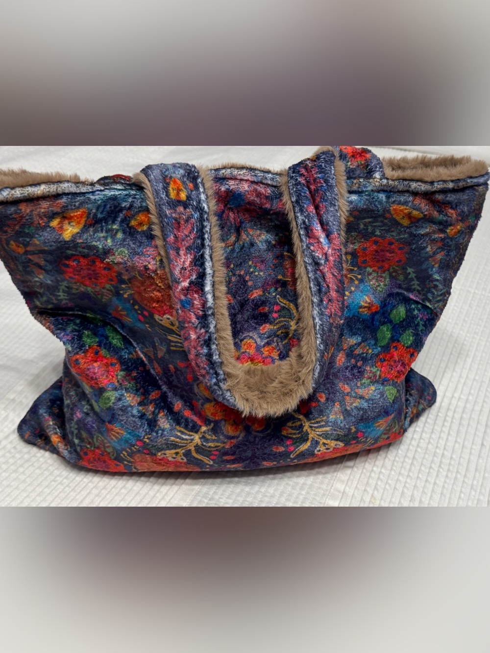 Plush Faux Fur REVERSIBLE TOTE - Picture 3 of 5